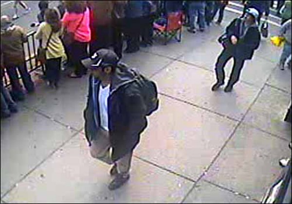 boston-bombs-suspects-backpack-01