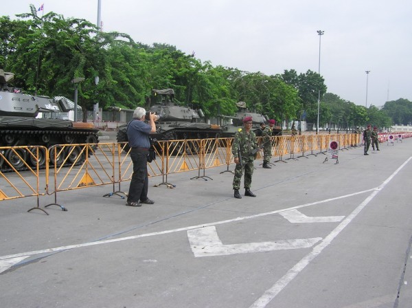 0609-24-26-phphuoc-thailand-bangkok-coup-150_resize