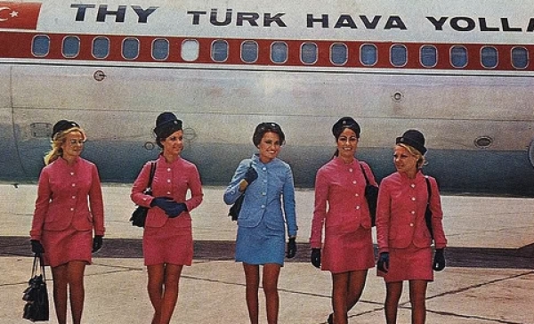 turkish-airlines-attendnats-1960s-02