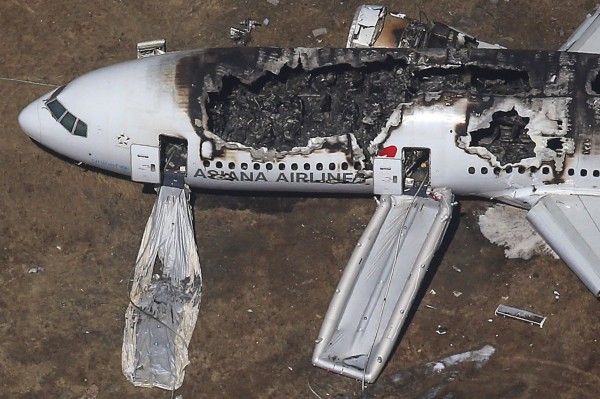 130706-asiana-airlines-crashed-sfo-35