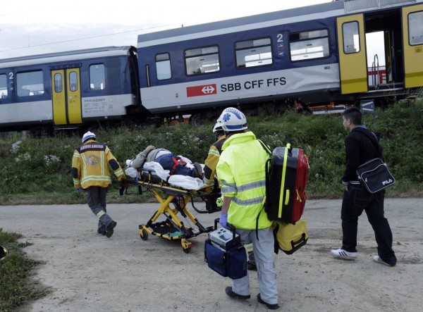 130729-Swiss trains collide-05