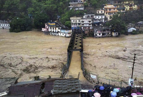 2013june-india-uttarakhand-flash-floods-07