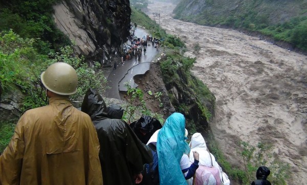 2013june-india-uttarakhand-flash-floods-09