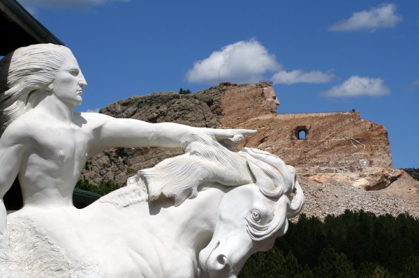 south-dakota-crazy-horse-monument_resize