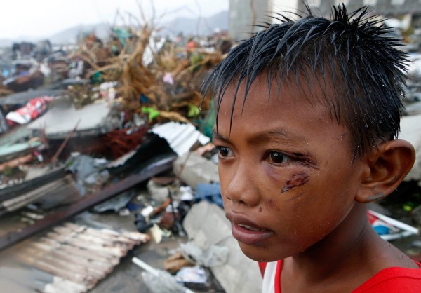 131110-supertyphoon-haiyan-philippines-tacloban-104