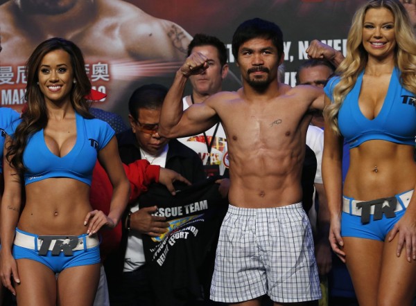 131123-philippines-pacquiao-boxer-02