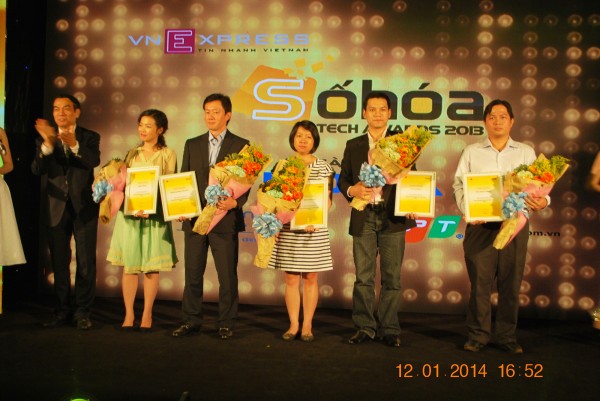 140112-phphuoc-sohoa-tech-awards-2013-058_resize