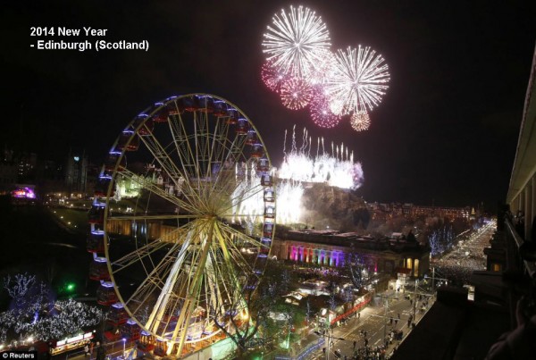2014-new-year-fireworks-edinburgh-scotland