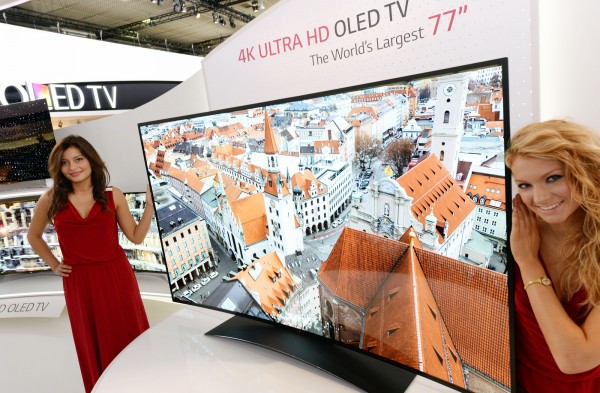 LG-77-Zoll-Ultra-HD-Curved-OLED-TV