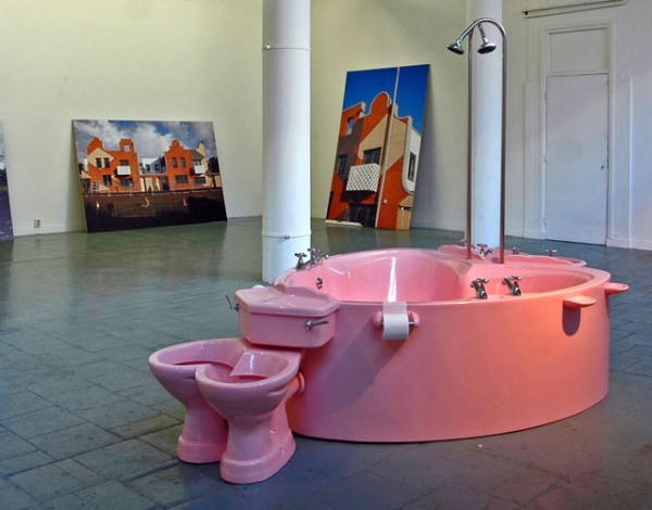 love-toilet