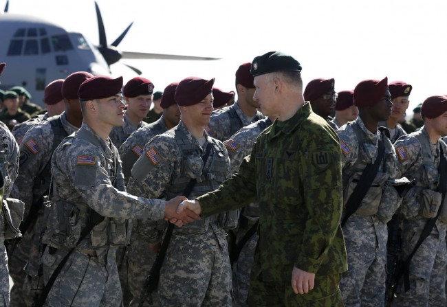 140426-us-army-come-lithuania-07-lithuania-defence-chief