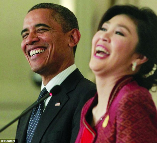 121218-obama-yingluck-shinawatra-thai-prime-minister-08