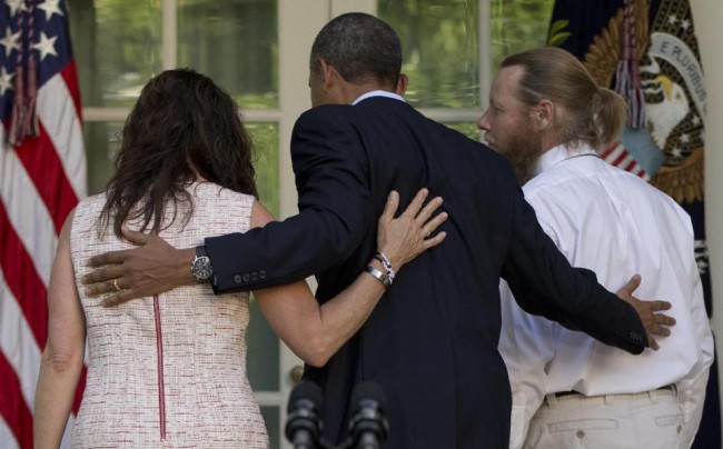 140531-us-pow-bergdahl-washington-04