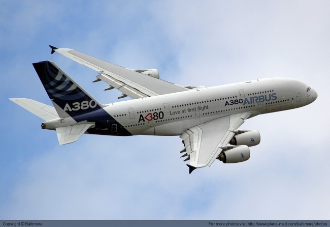Airbus A380-800-01