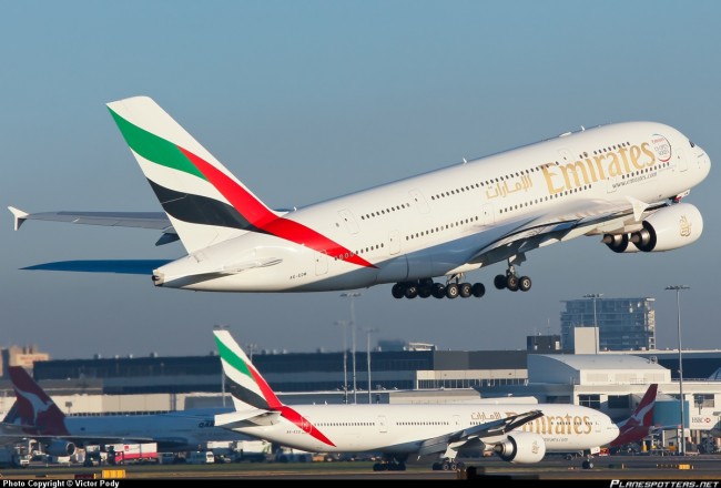 Emirates-Airline-Airbus-A380-2
