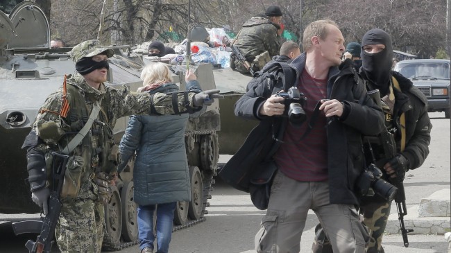 journalist-in-ukraine-crisis-june 014-02