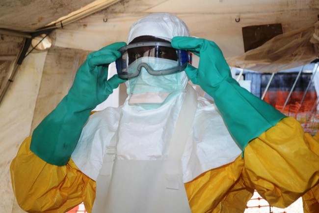 140628-ebola-virus-conakry-guinea-01