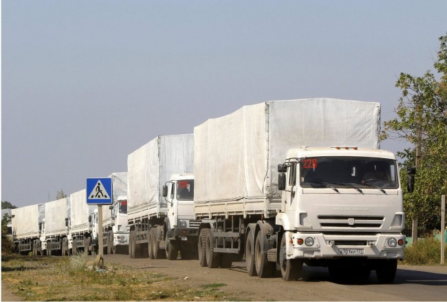 140823-ukraine-russia-trucks-return-01
