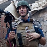 Phóng viên chiến trường James Foley tác nghiệp giữa vòng vây tử thần