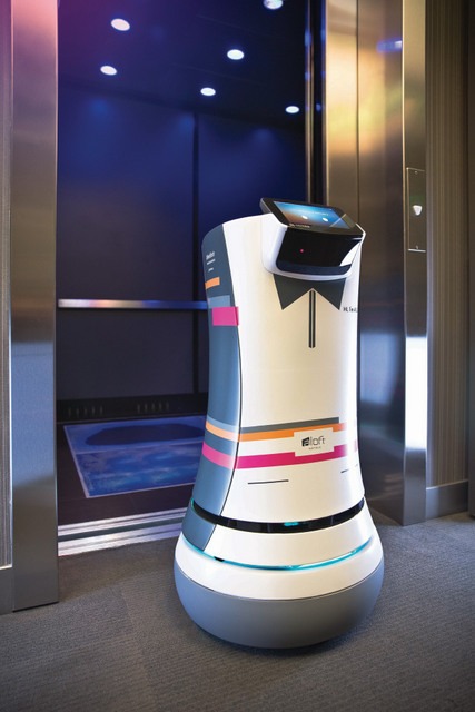 robot-A.L.O Botlr-aloft-hotel-02
