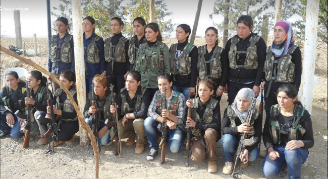 Female Kurdish fighters-syria-11
