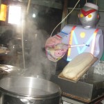 Robot làm đầu bếp nhà hàng