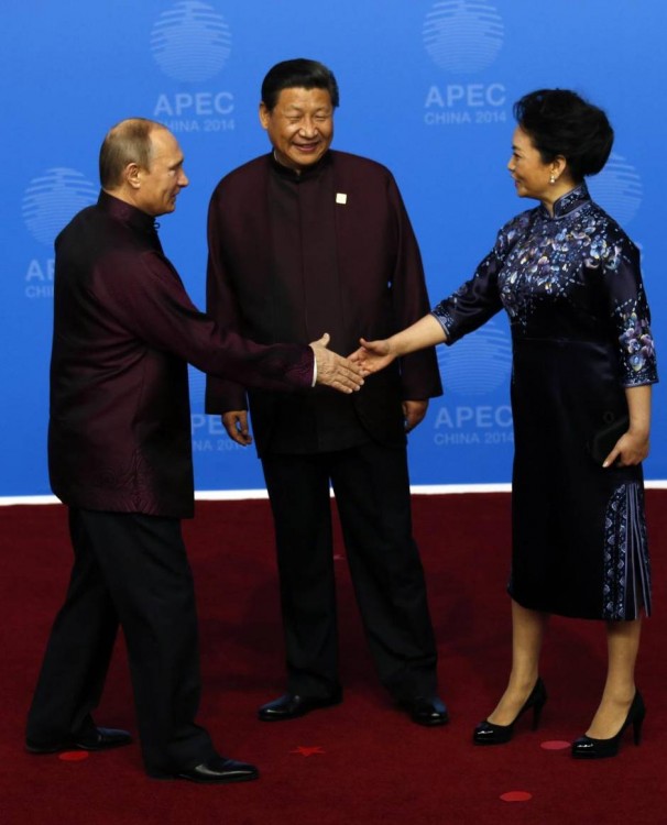 141111-APEC summit-leaders-25