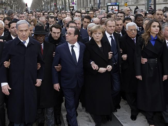 150111-states-leaders-marched-paris-01