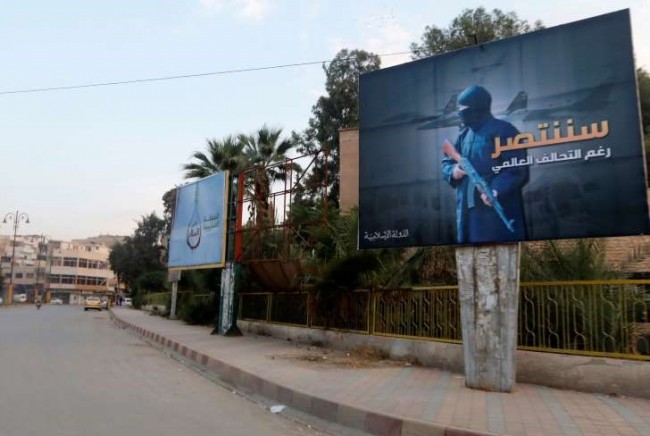 2014-isis-raqqa-billboards
