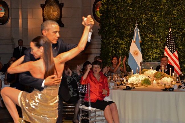 160323-obama-argentina-tango-12_resize