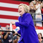 Bà Hillary Clinton: chiến thắng nhưng không phải nụ cười chiến thắng