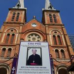 LIVE STREAM: Di quan Đức cố TGM Phaolo Bùi Văn Đọc từ Tòa TGM tới Nhà thờ Đức Bà