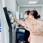 Vẫn còn đó nỗi ám ảnh điền hồ sơ giấy