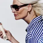 Quạt cầm tay đầu tiên của Dyson: HushJet Mini Cool Fan với sức gió mạnh mẽ